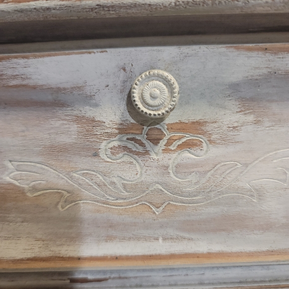 Rustic White Jewelry Box Set - Picture 12 of 12